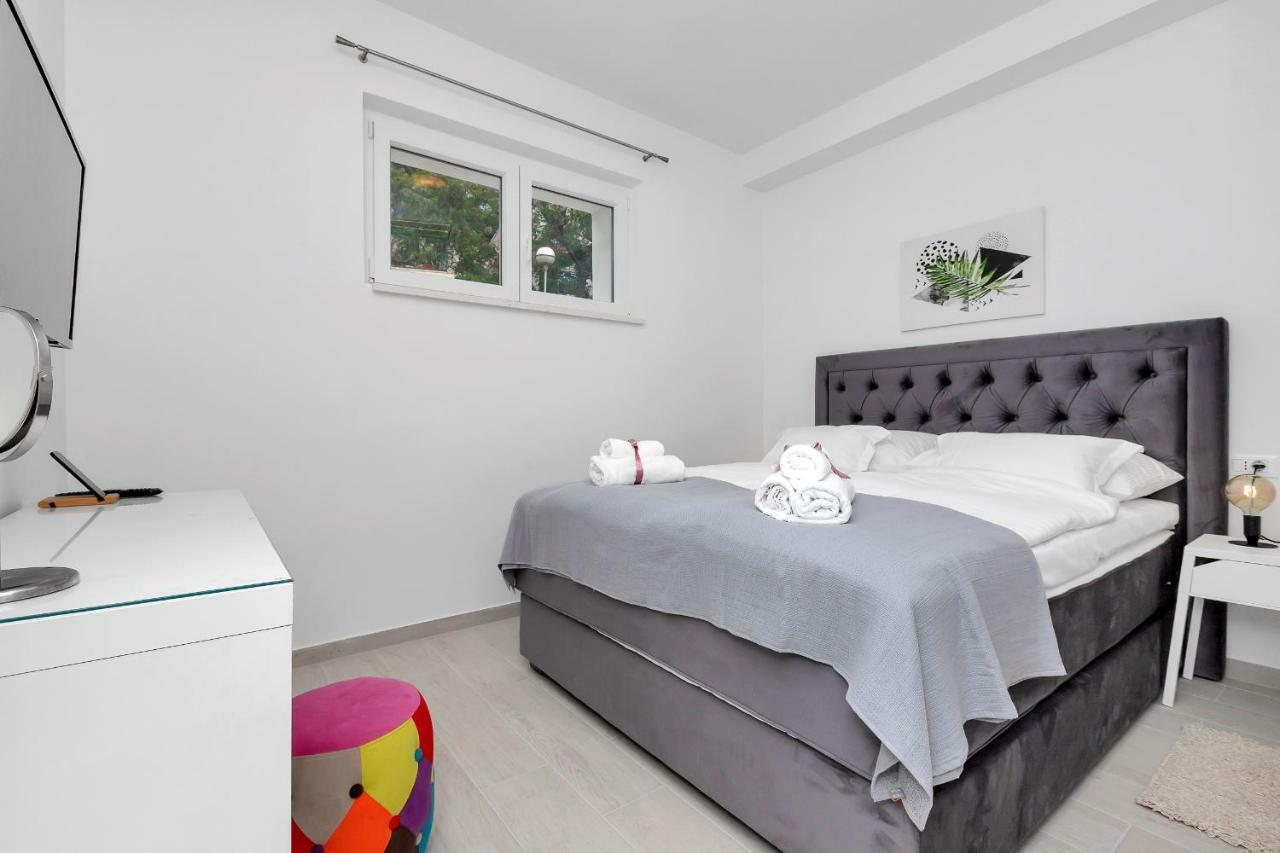 Apartments Morpheus มาคาร์สกา ภายนอก รูปภาพ